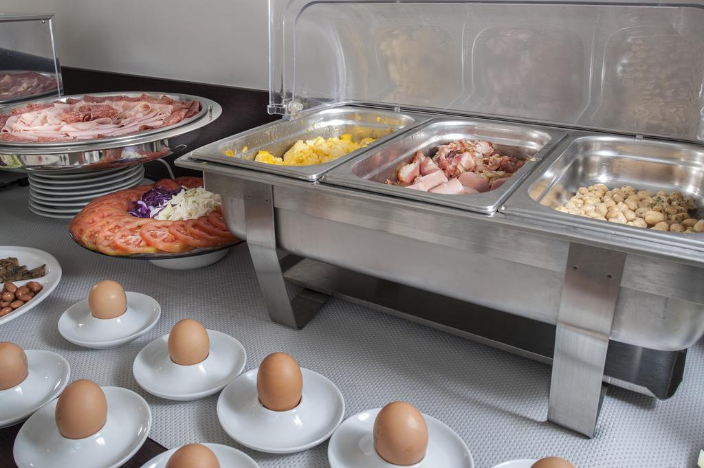 Demetra Hotel Rzym Zewnętrze zdjęcie