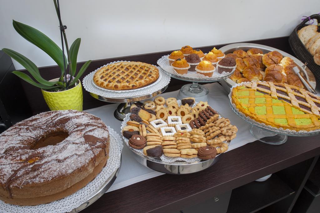 Demetra Hotel Rzym Zewnętrze zdjęcie