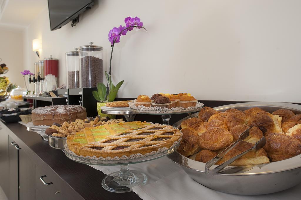 Demetra Hotel Rzym Zewnętrze zdjęcie