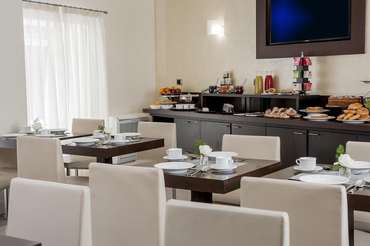 Demetra Hotel Rzym Zewnętrze zdjęcie