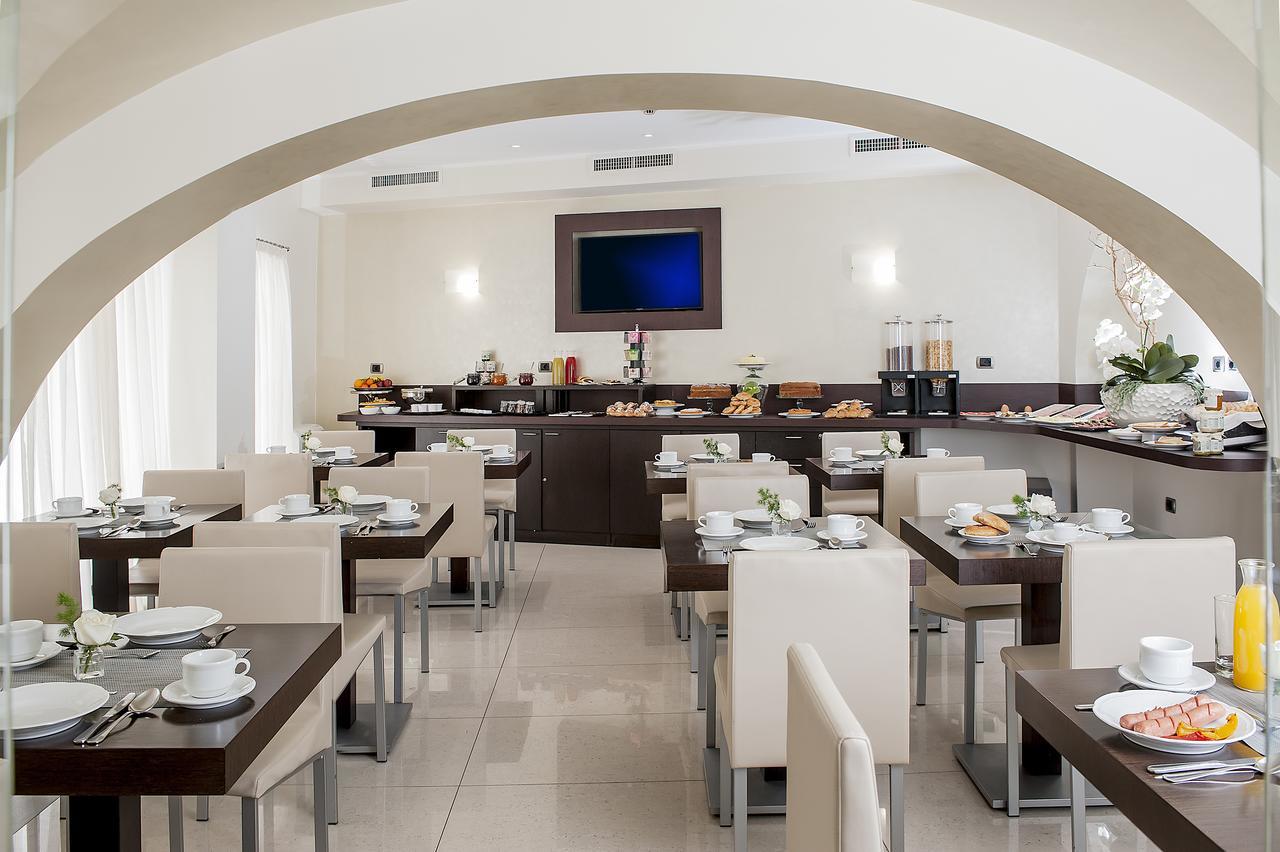 Demetra Hotel Rzym Zewnętrze zdjęcie